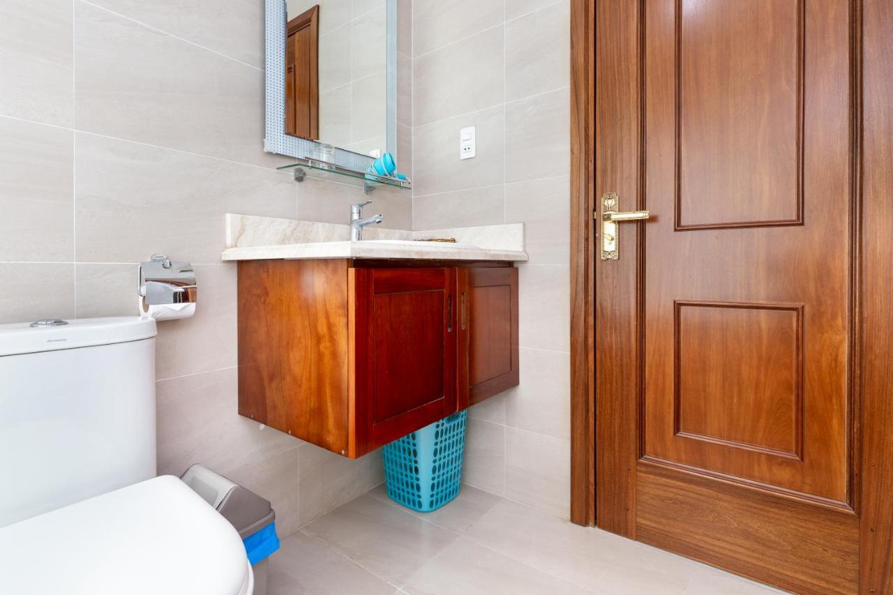 Sunny Hotel And Apartment Ho Chi Minh City Exterior photo